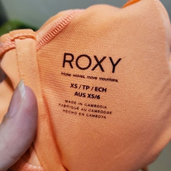 Roxy Beach Classics Underwire Bikini Top - Picture 7 of 13